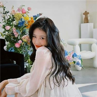 好女三头瞒